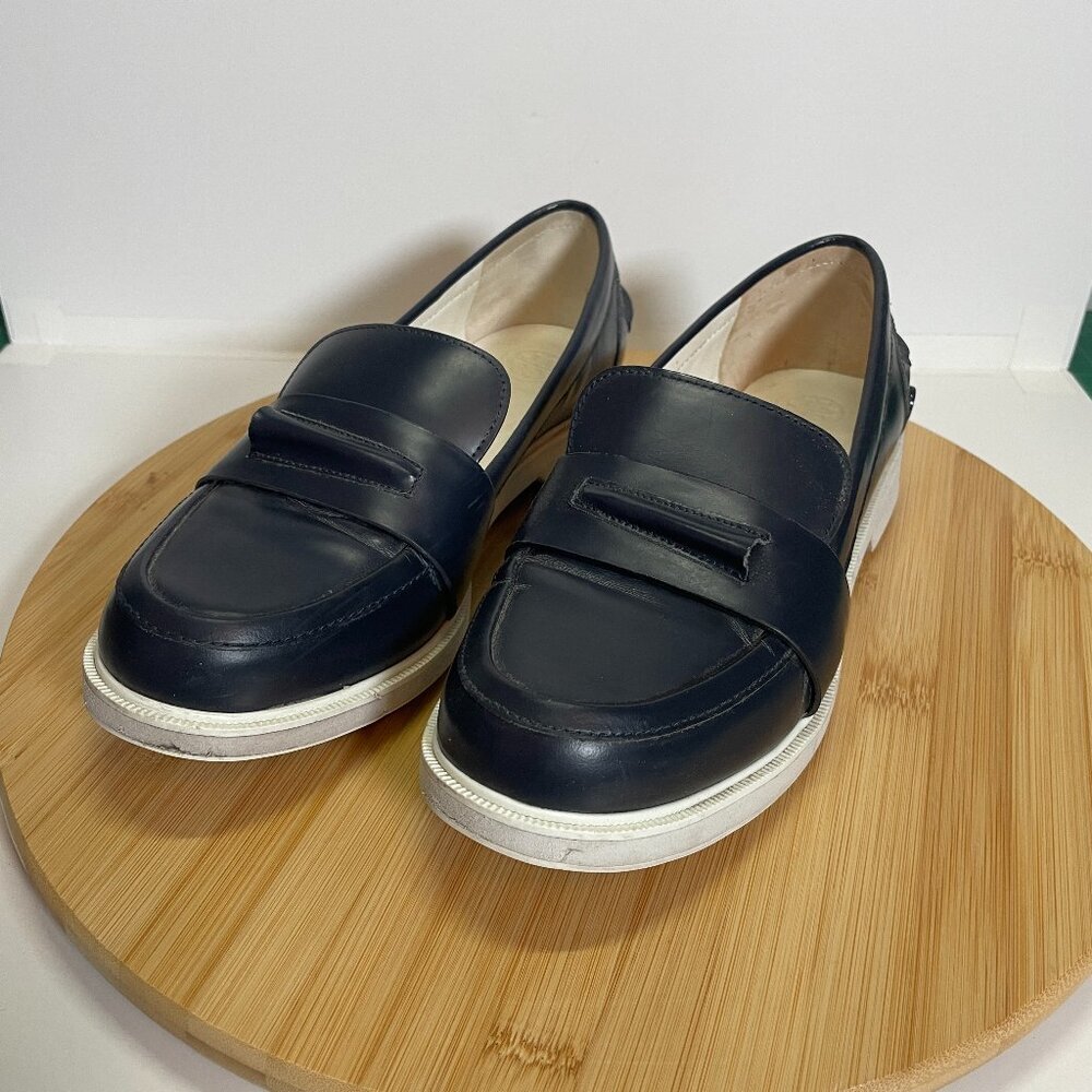 Tory Burch Sport Women 6 Navy Blue Leather Loafer Golf Tee Pocket Preppy
